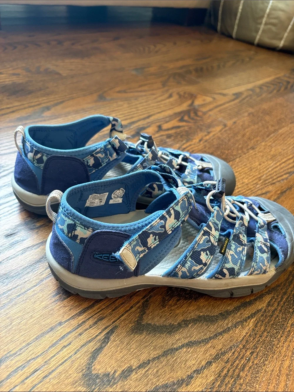 Keen Blue Camo Water Sandals size 7M